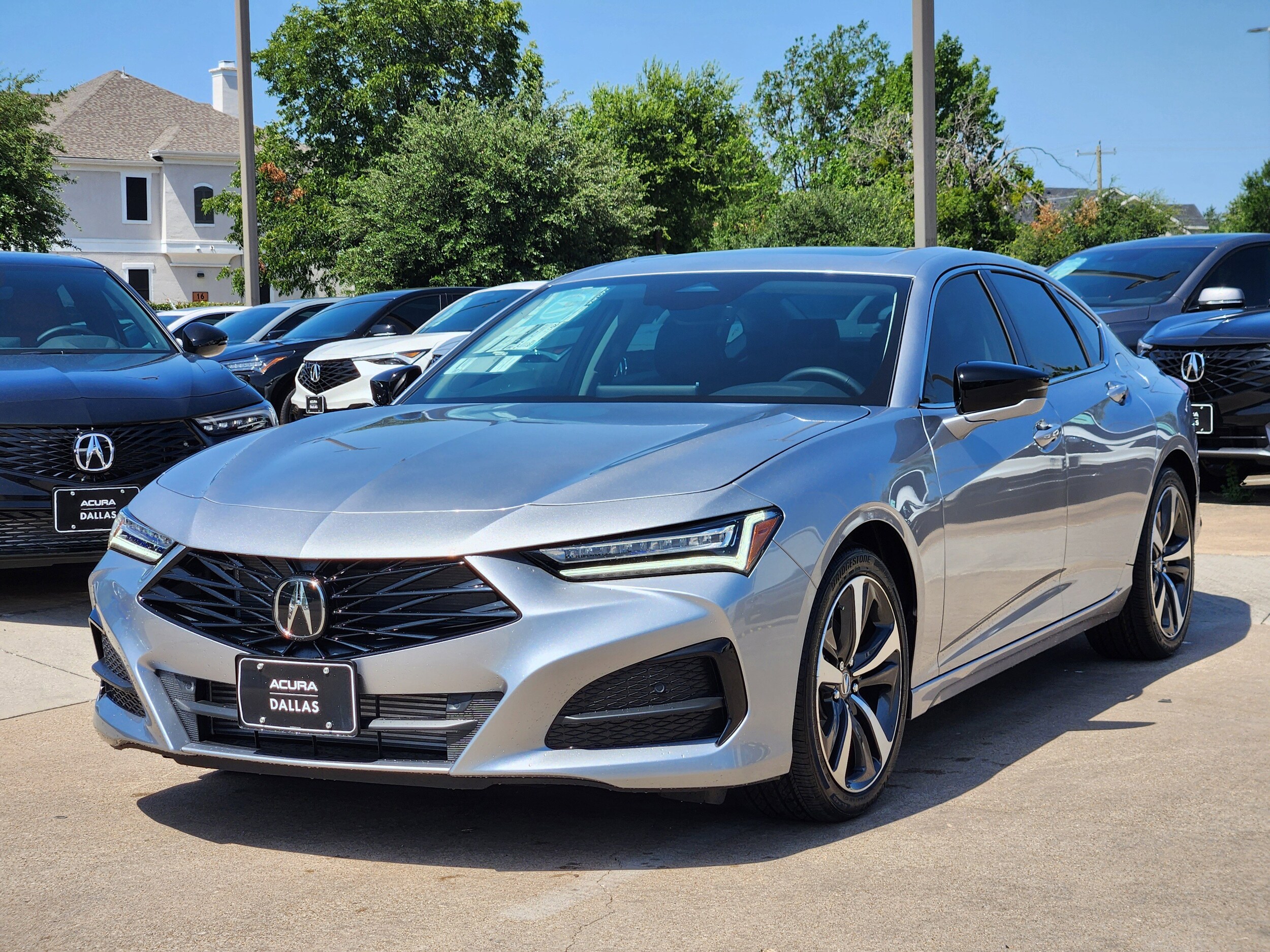 2025 Acura TLX Technology photo 2
