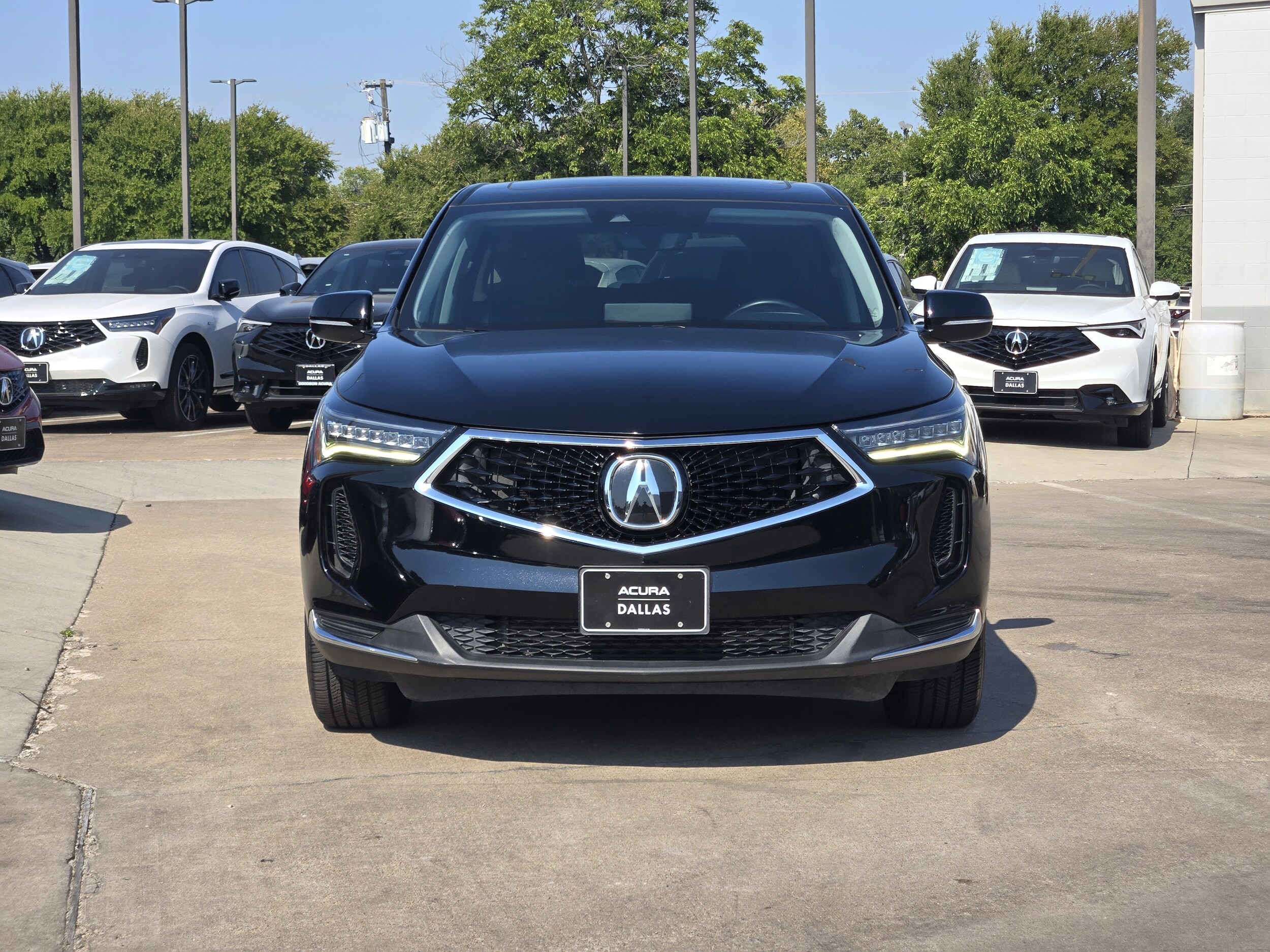 2022 Acura RDX photo 2