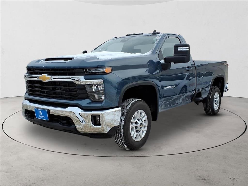 2025 Chevrolet Silverado 2500HD LT's photo