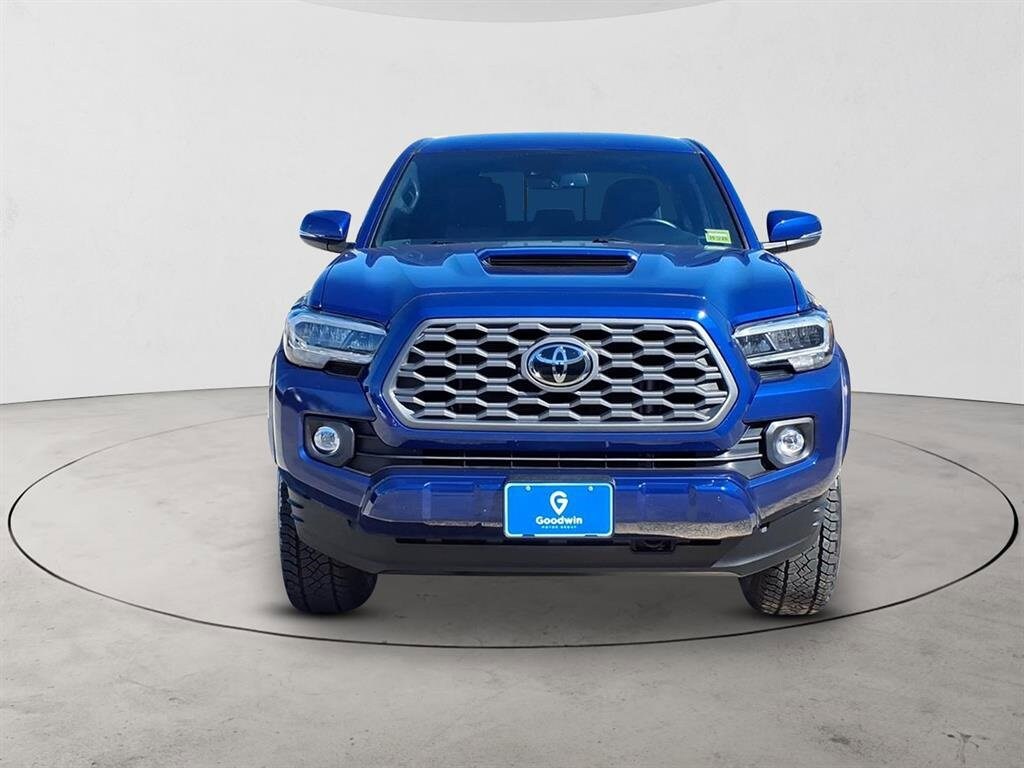 2023 Toyota Tacoma TRD Sport V6 photo 2