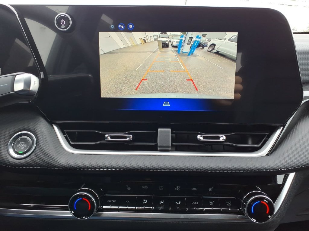 2027 Chevrolet Equinox LT - Photo 20