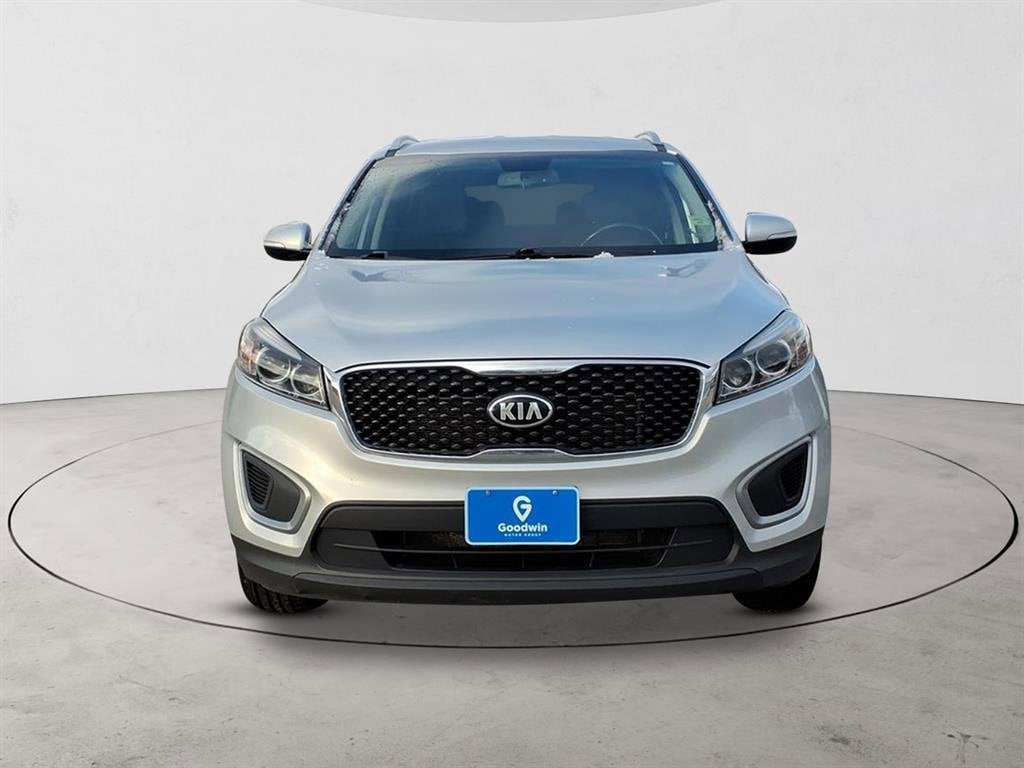 2017 Kia Sorento LX photo 3