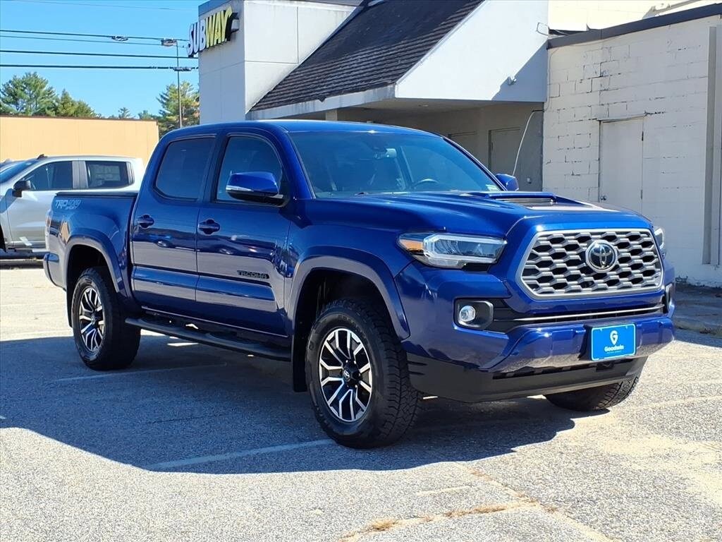2023 Toyota Tacoma TRD Sport V6 photo 3