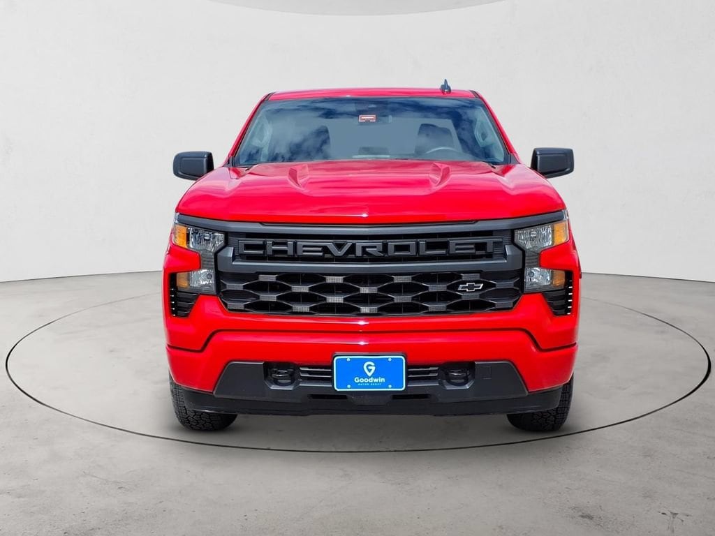 2026 Chevrolet Silverado 1500 Custom - Photo 2