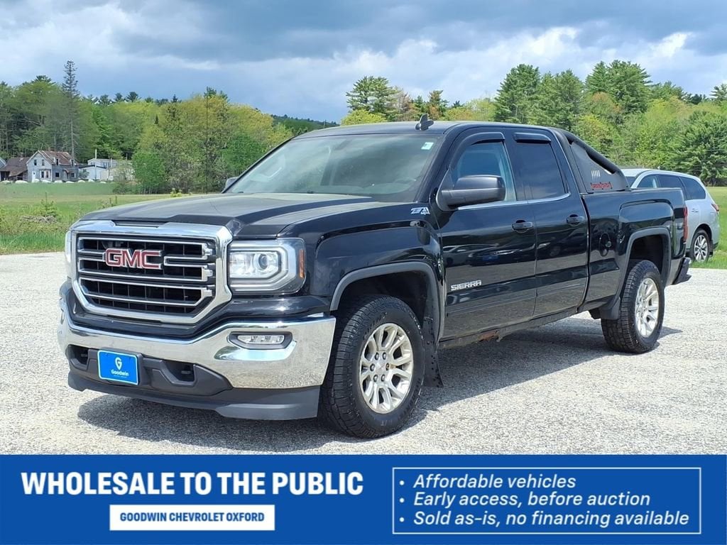 2017 GMC Sierra 4WD Double Cab Standard Box SLE's photo