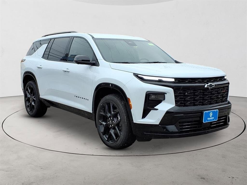 2026 Chevrolet Traverse RS photo 3