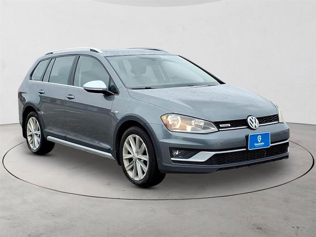 2017 Volkswagen Golf Alltrack TSI SE photo 3