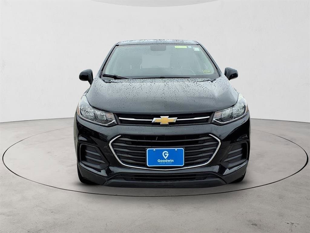 Used 2018 Chevrolet Trax LS with VIN 3GNCJNSB5JL393088 for sale in Oxford, ME