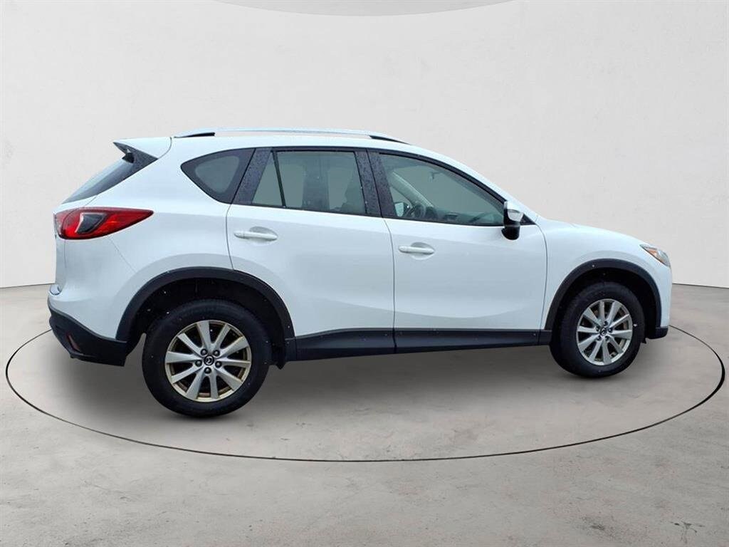 2016 Mazda CX-5 Sport photo 3