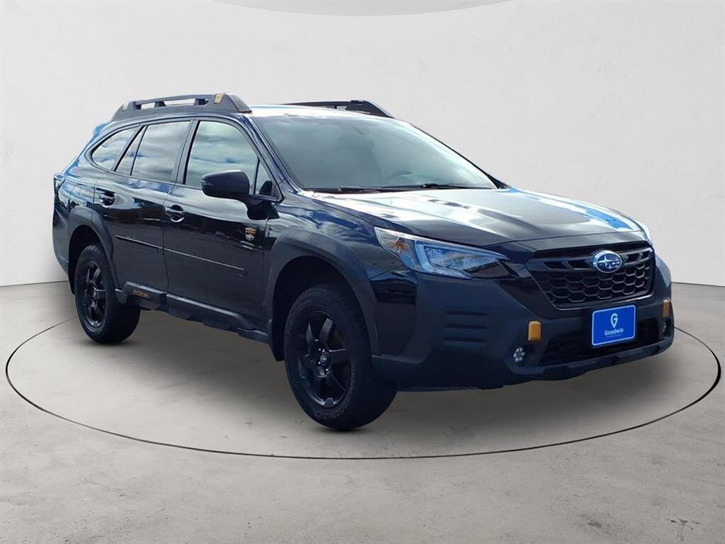 2022 Subaru Outback Wilderness photo 2