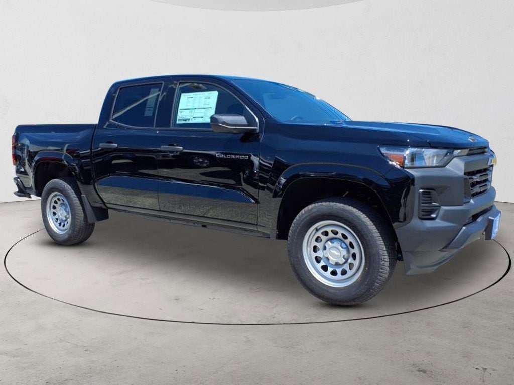 New 2025 Chevrolet Colorado WT/LT Truck Crew Cab