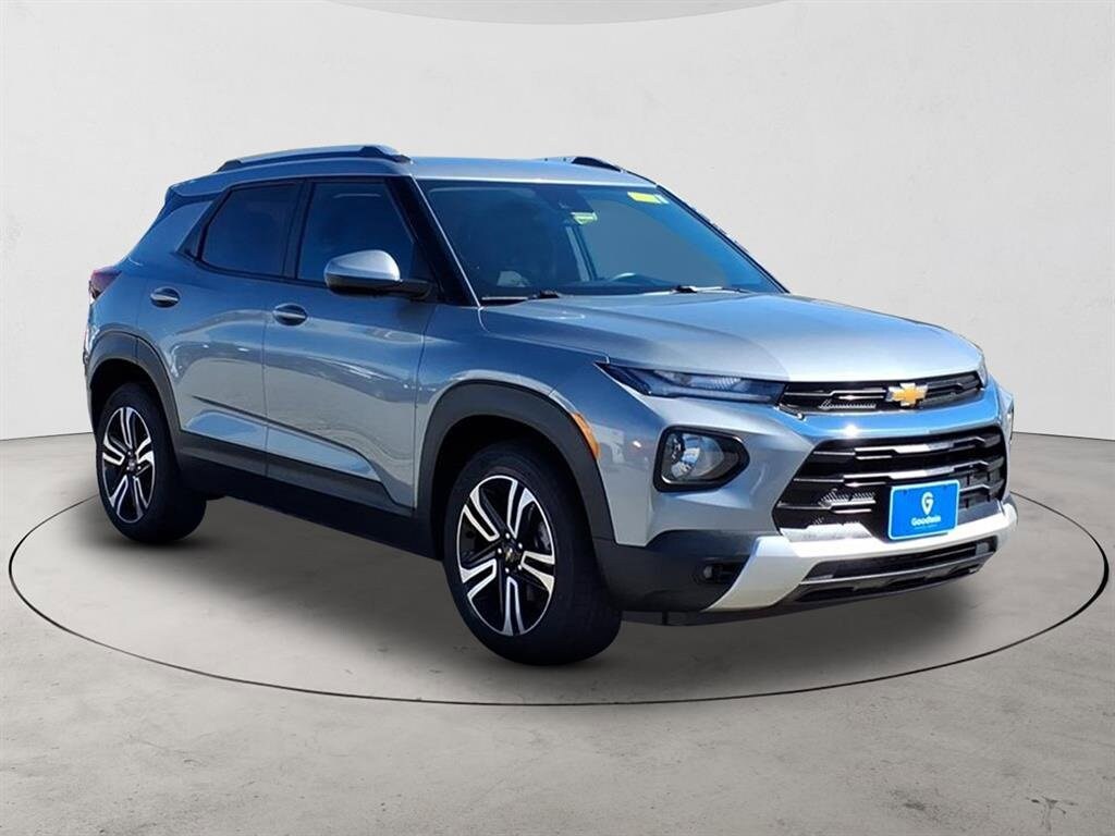 2023 Chevrolet Trailblazer LT photo 3
