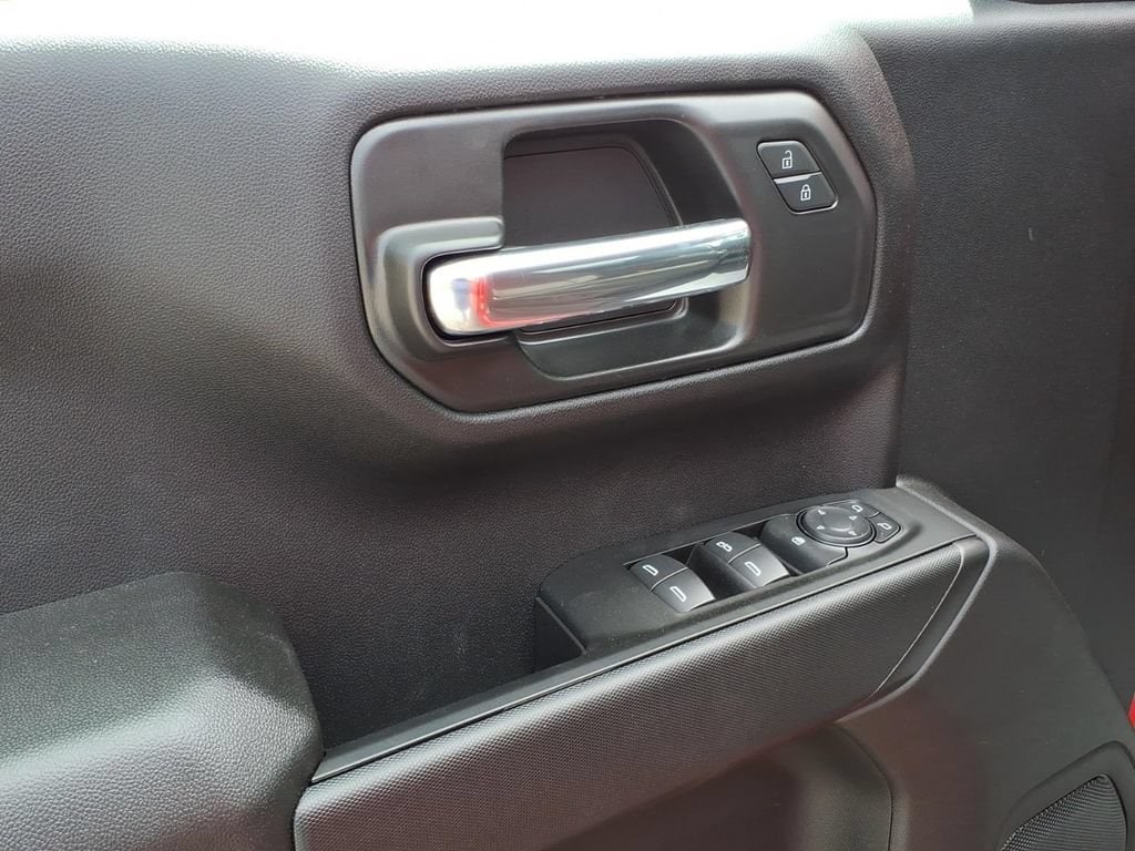 2026 Chevrolet Silverado 1500 Custom - Photo 11