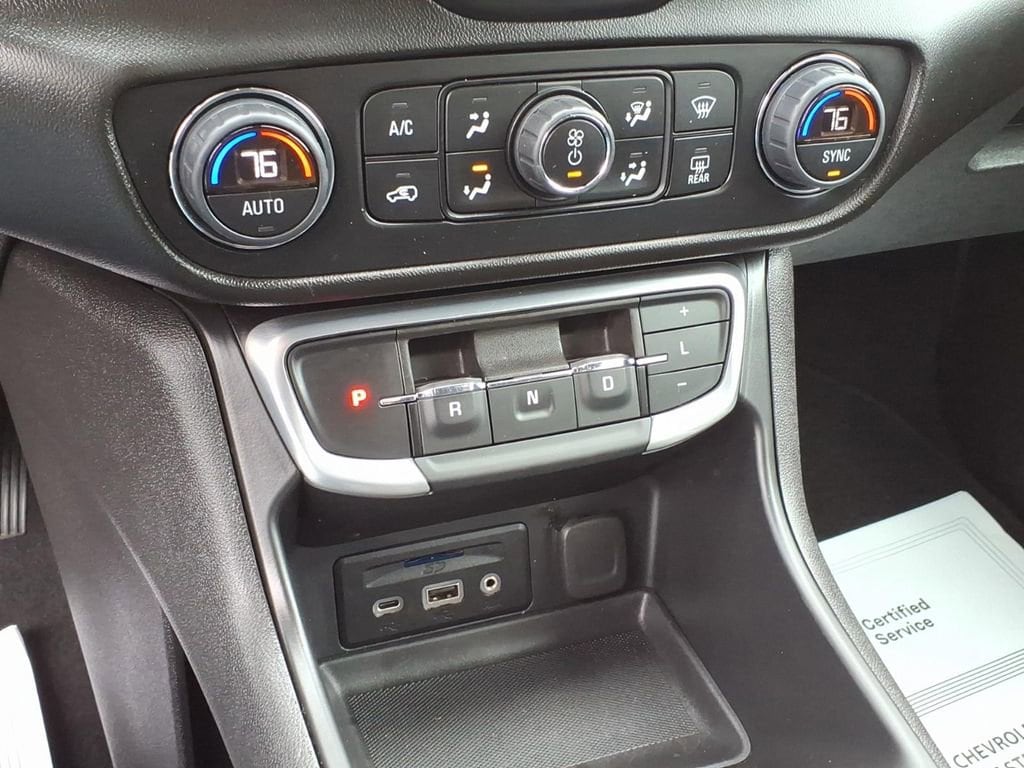 2024 GMC Terrain SLT - Photo 21