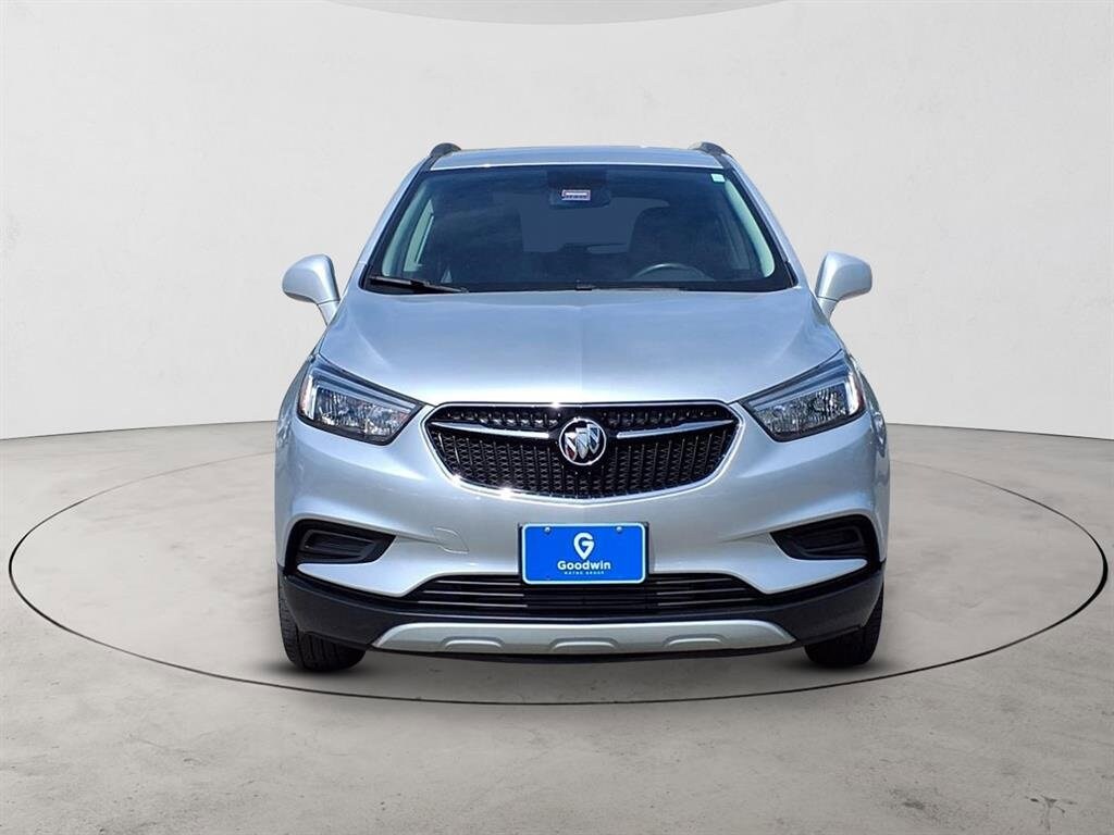 2022 Buick Encore Preferred photo 2