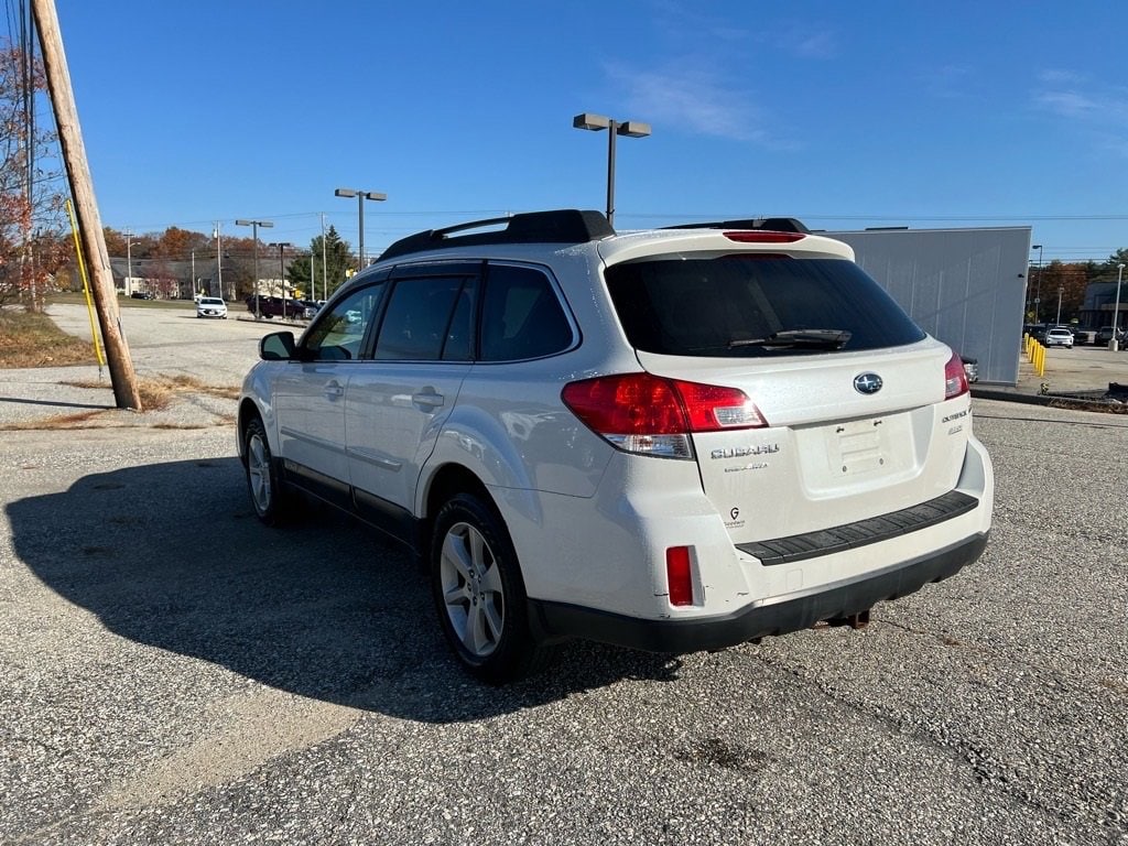 Used 2013 Subaru Outback 2.5i Premium SUV