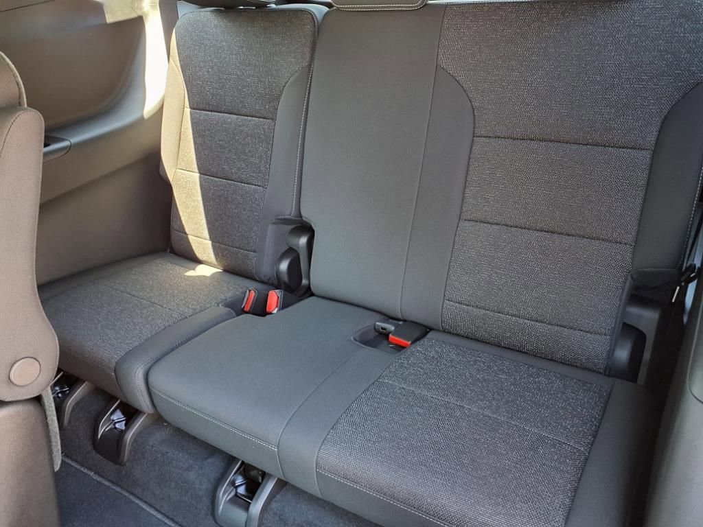 2025 Chevrolet Traverse LT - Photo 15