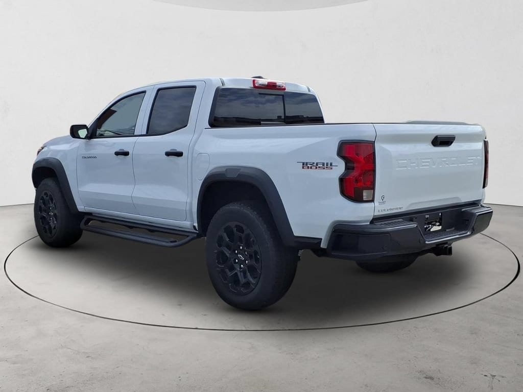2026 Chevrolet Colorado Trail Boss - Photo 7