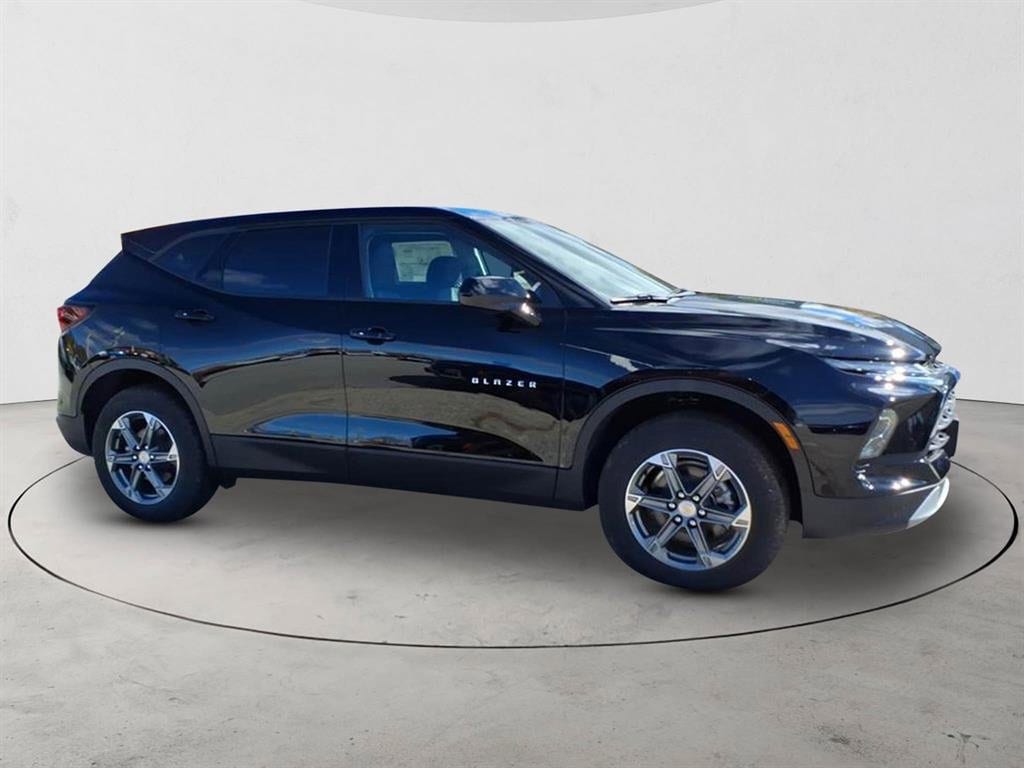 New 2025 Chevrolet Blazer 2LT SUV