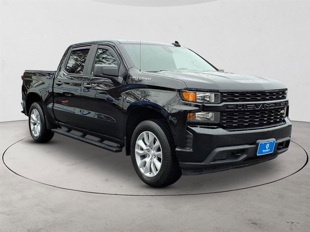 2022 Chevrolet Silverado 1500 Custom photo 3