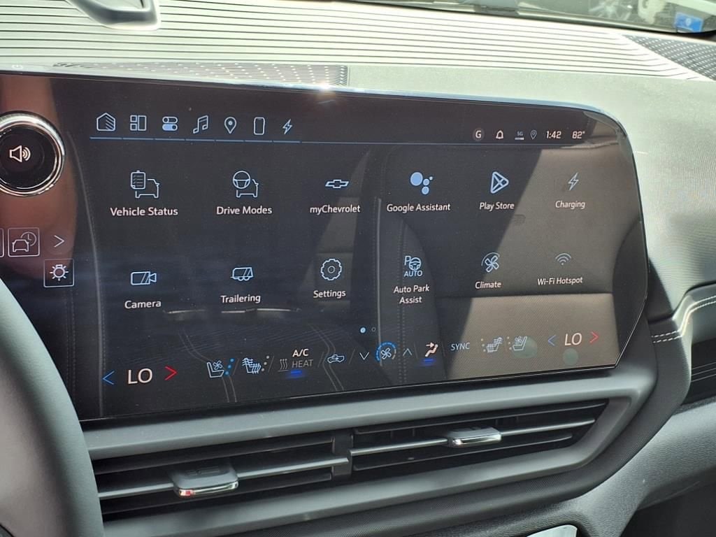 2026 Chevrolet Silverado EV LT - Photo 22