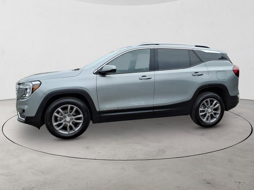 2024 GMC Terrain SLT - Photo 9
