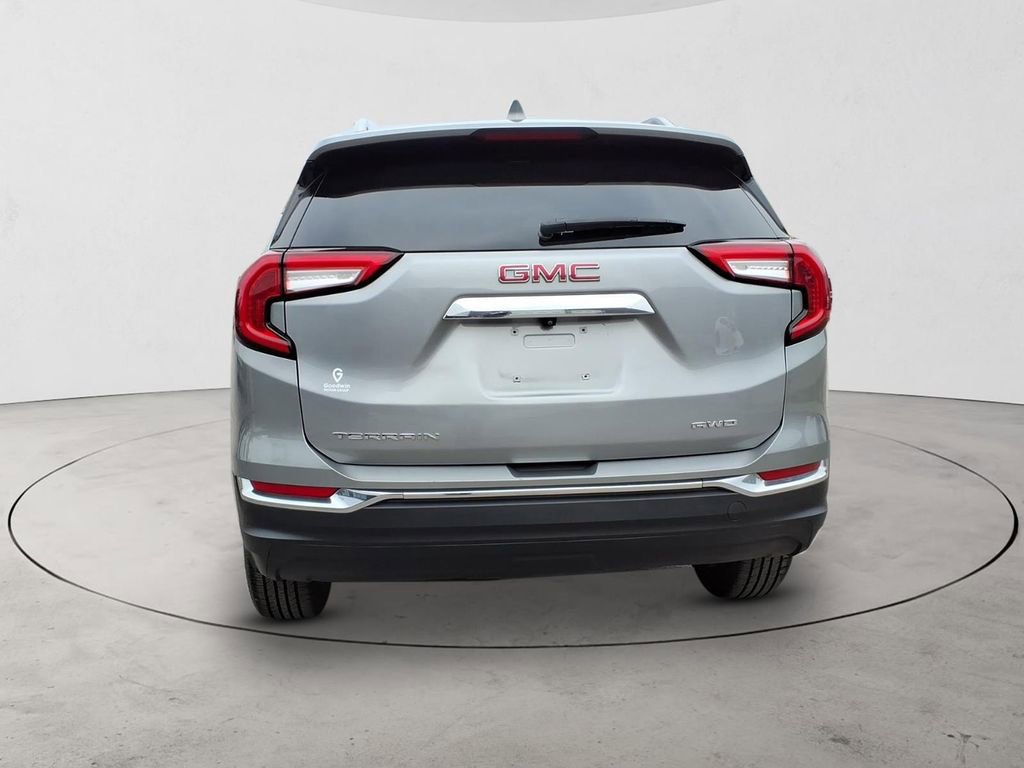 2024 GMC Terrain SLT - Photo 7