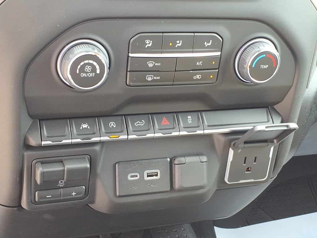 2026 Chevrolet Silverado 1500 Custom - Photo 19