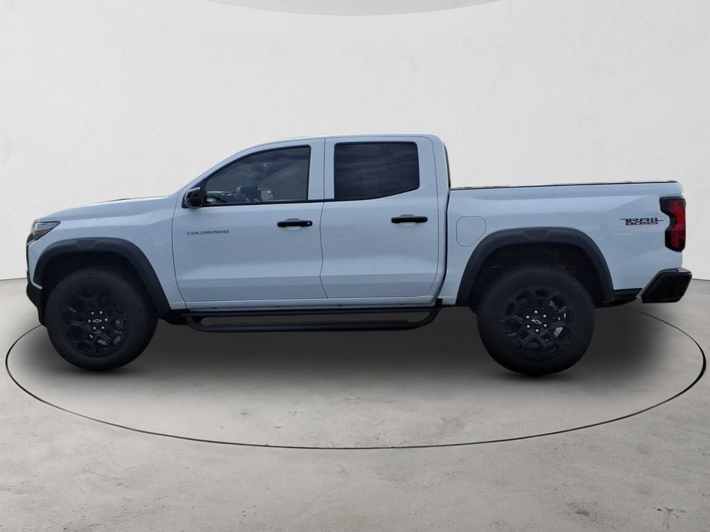 2026 Chevrolet Colorado Trail Boss - Photo 8