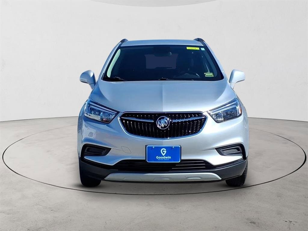 2022 Buick Encore Preferred photo 2