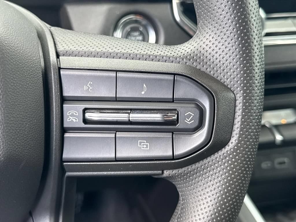 2025 Chevrolet Colorado Work Truck - Photo 16