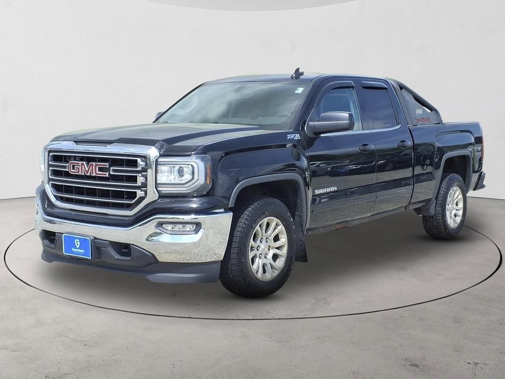 2017 GMC Sierra 4WD Double Cab Standard Box SLE's photo