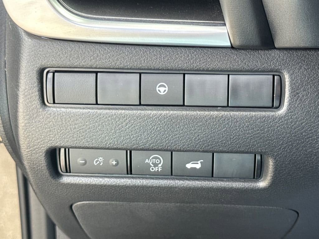 2026 Nissan Rogue SV - Photo 16