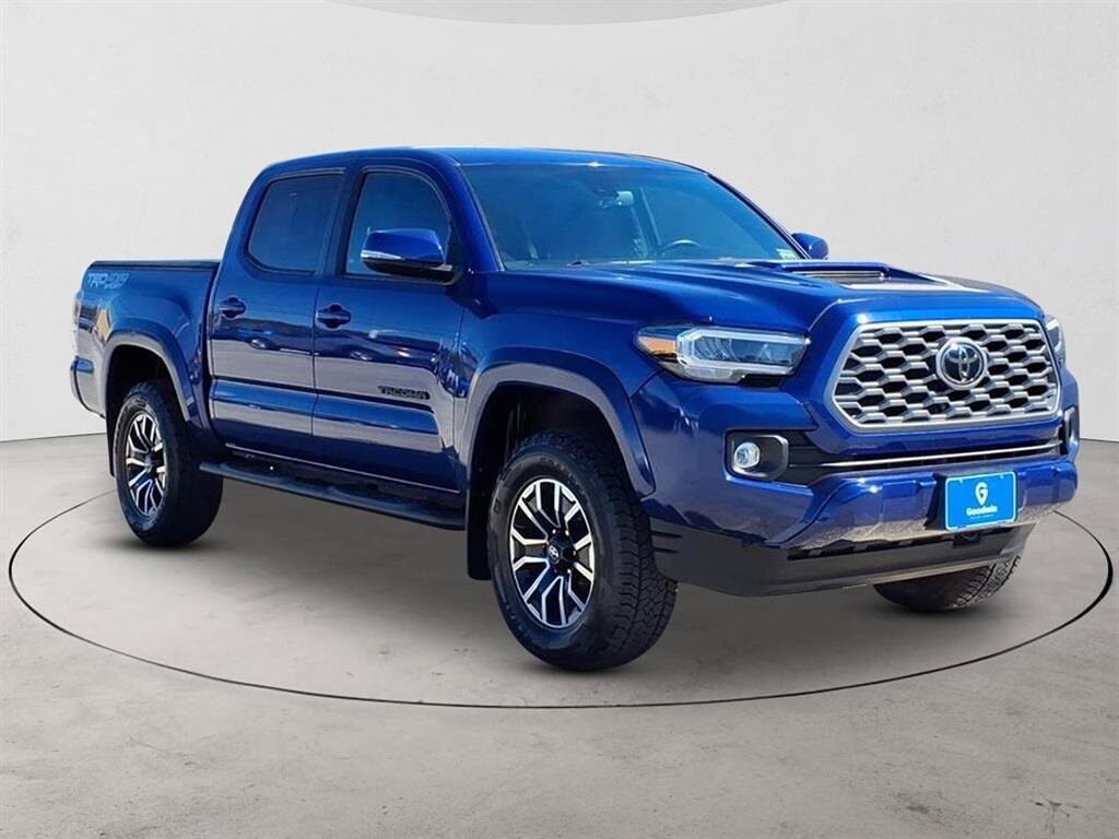 2023 Toyota Tacoma TRD Sport V6 photo 3