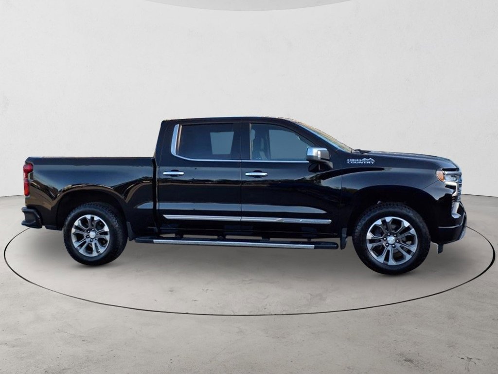 2024 Chevrolet Silverado 1500 High Country photo 4