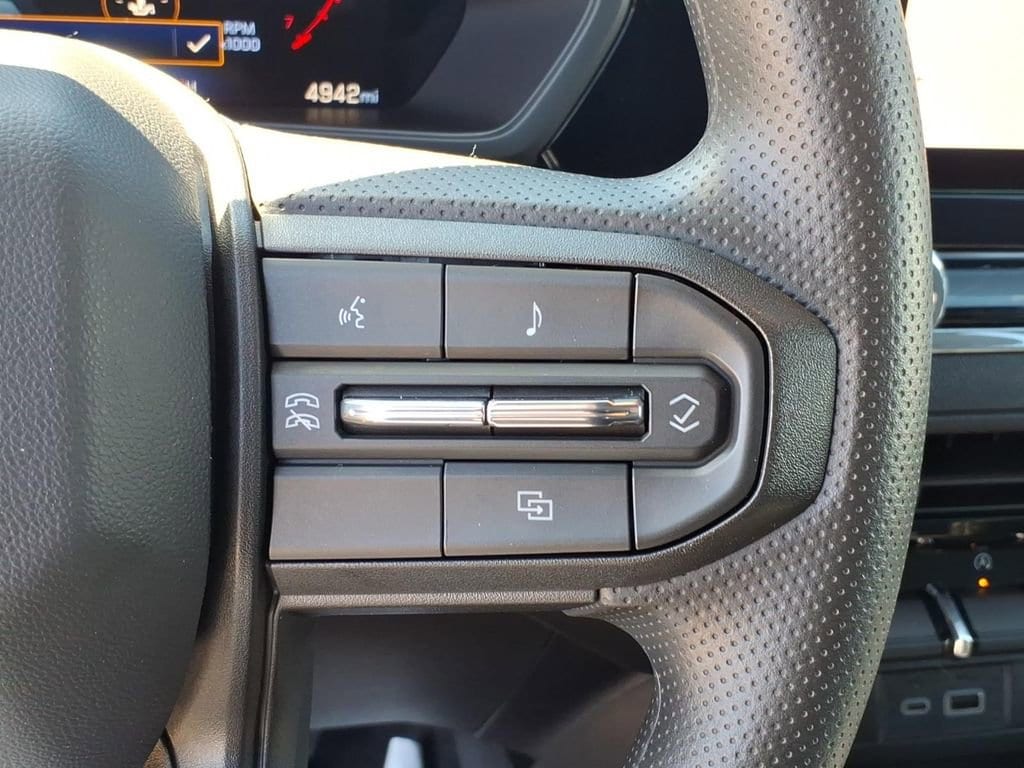 2026 Chevrolet Colorado Work Truck - Photo 14