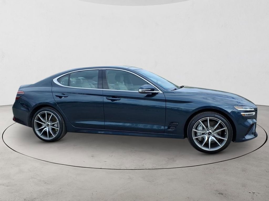Used 2025 Genesis G70 2.5T