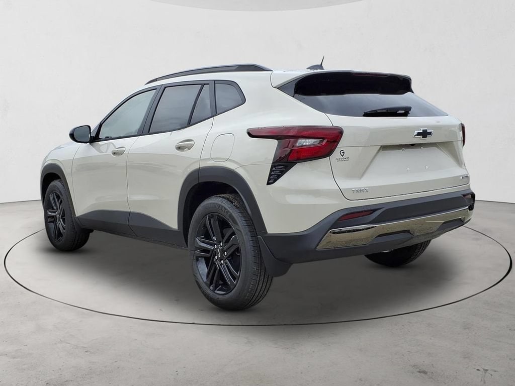 2026 Chevrolet Trax Activ - Photo 7