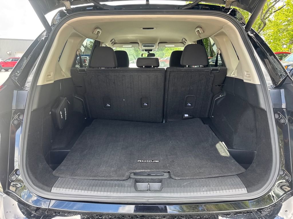 2026 Nissan Rogue SV - Photo 10