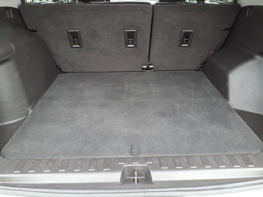 2024 GMC Terrain SLT - Photo 11