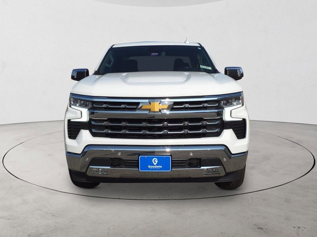 Used 2023 Chevrolet Silverado 1500 LTZ with VIN 2GCUDGEDXP1105833 for sale in Oxford, ME