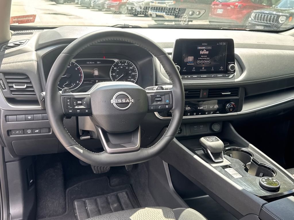 2026 Nissan Rogue SV - Photo 15