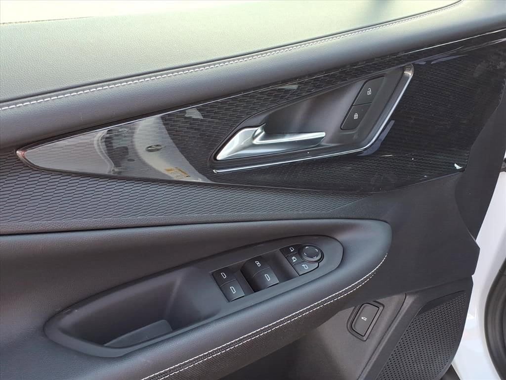 2025 Chevrolet Blazer EV LT - Photo 11