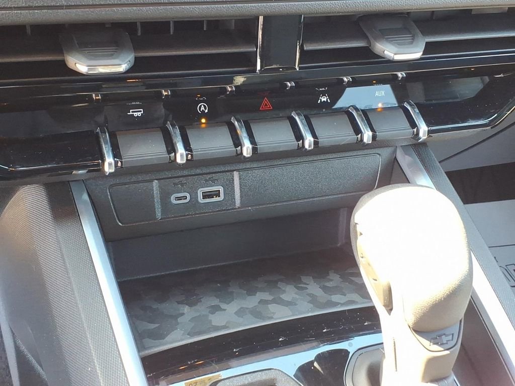 2026 Chevrolet Colorado Work Truck - Photo 16