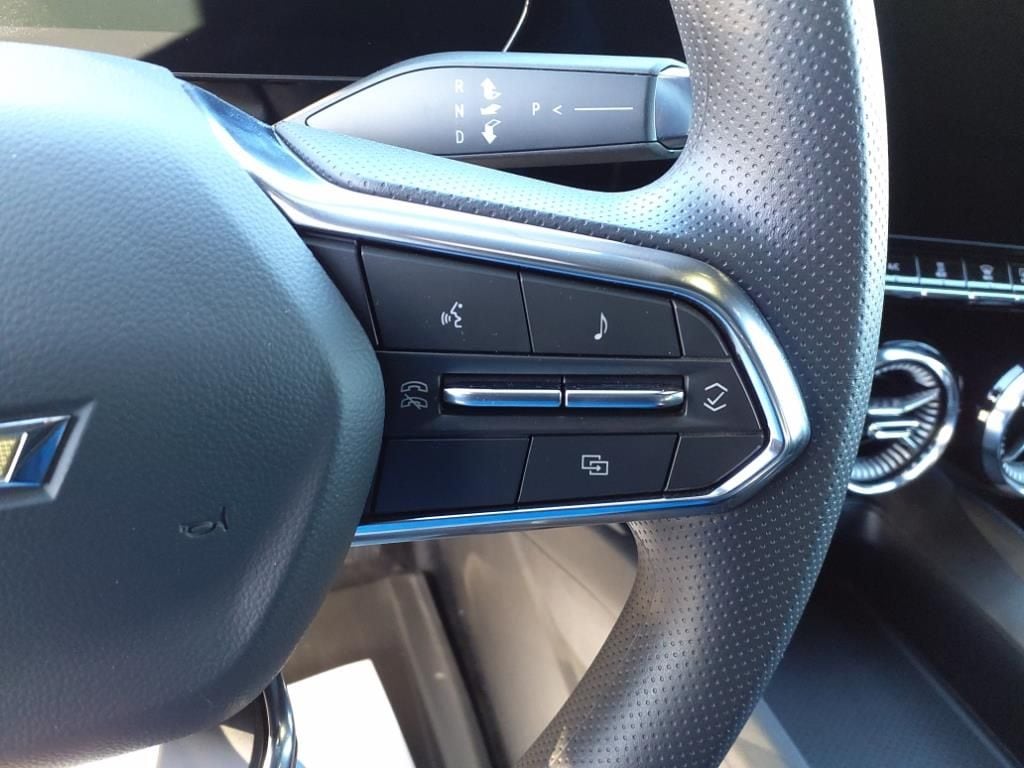 2025 Chevrolet Blazer EV LT - Photo 17