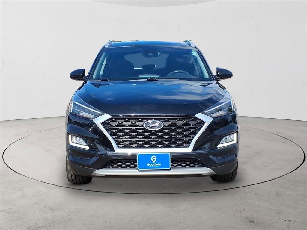 2020 Hyundai Tucson Sport photo 2