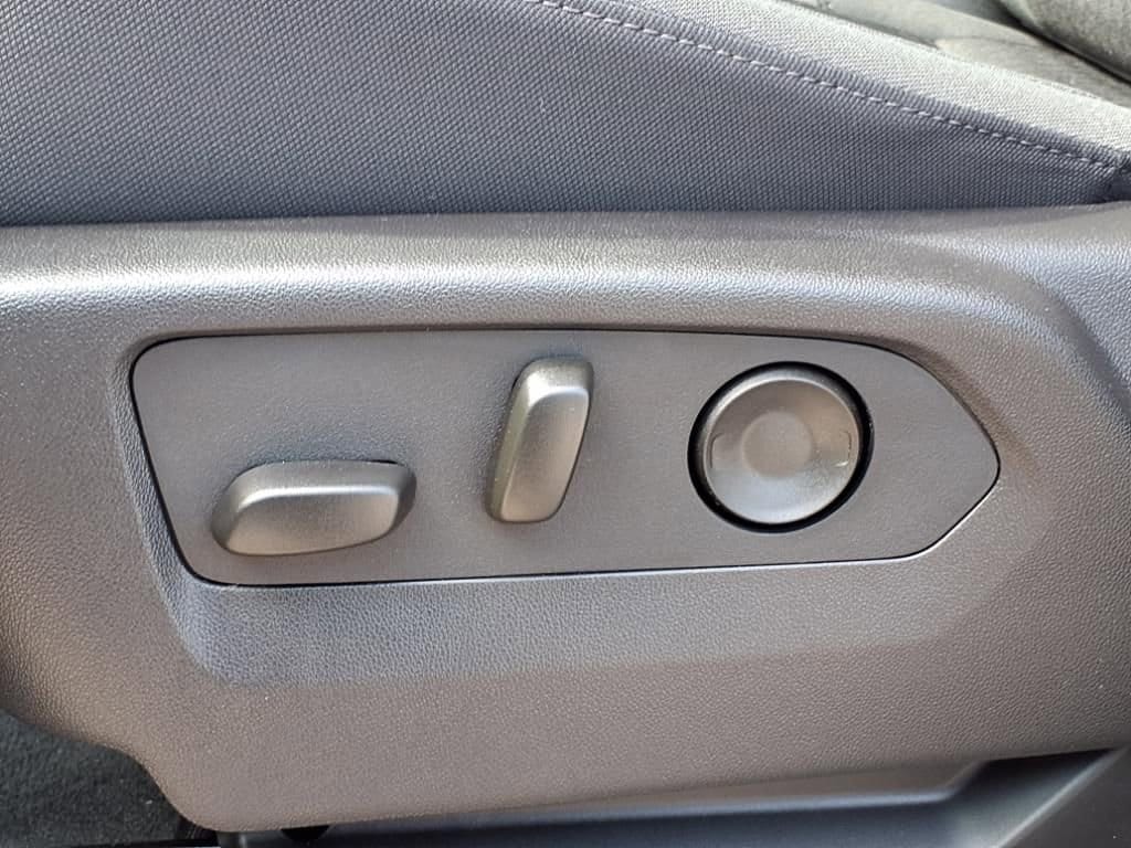 2025 Chevrolet Silverado 2500 HD Custom - Photo 12