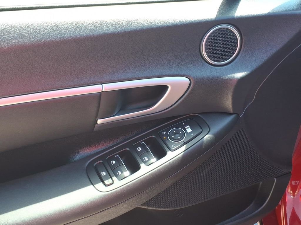 2024 Hyundai Sonata Hybrid SEL - Photo 11