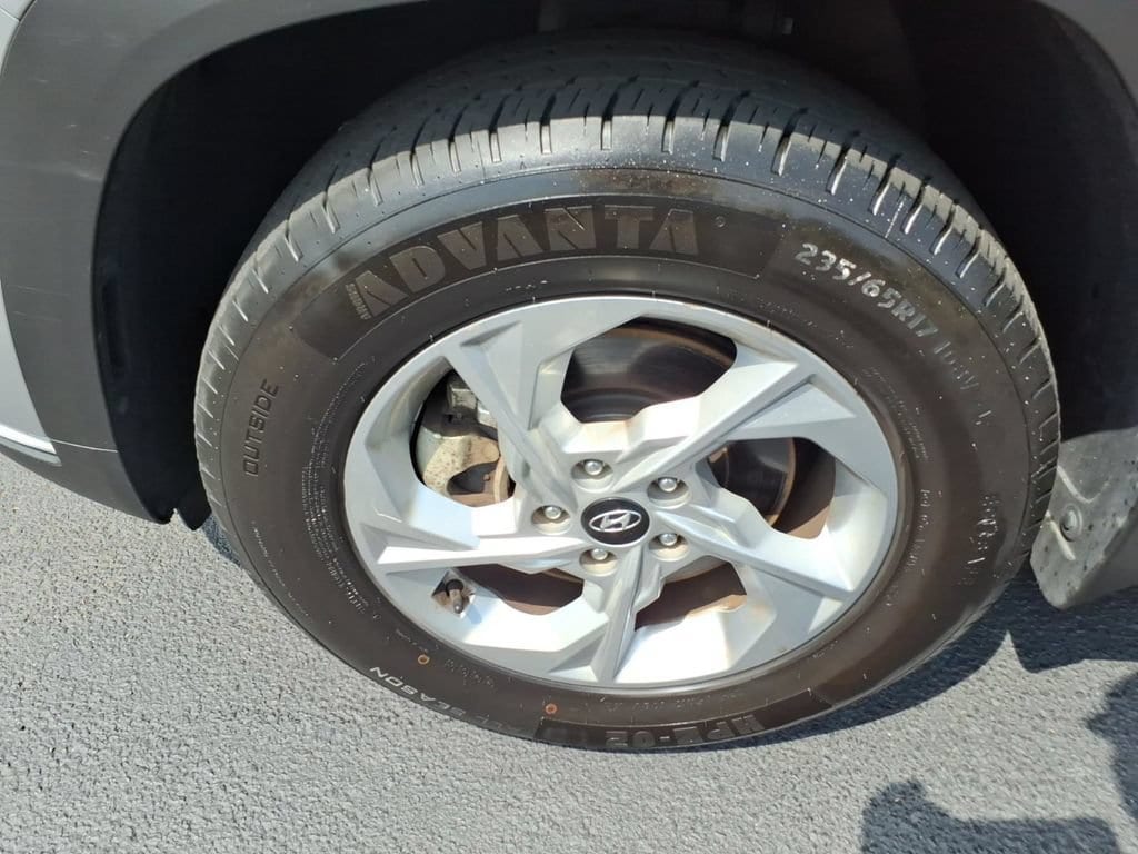 2023 Hyundai Tucson SE - Photo 8