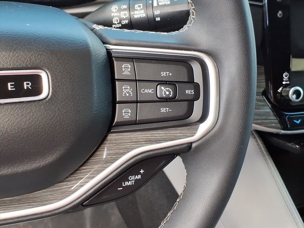 2022 Jeep Wagoneer Series II - Photo 21